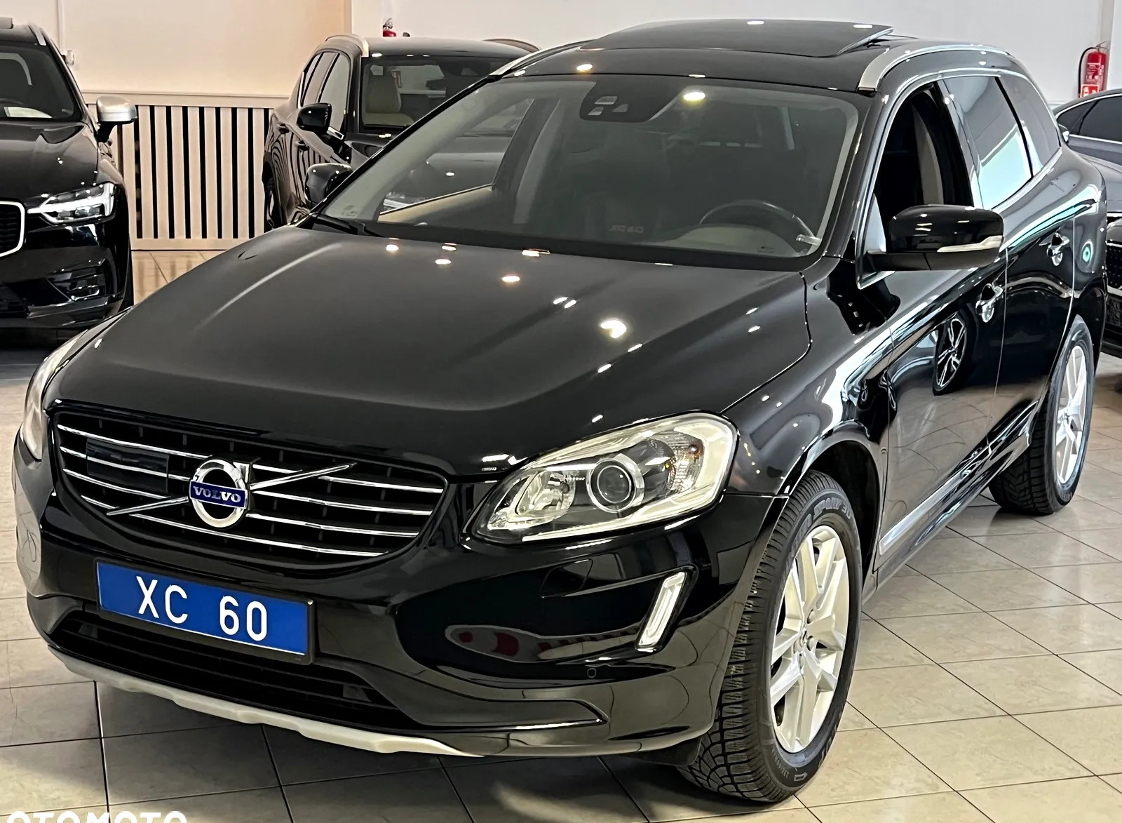 Volvo XC 60 cena 119900 przebieg: 162000, rok produkcji 2016 z Tuchów małe 497